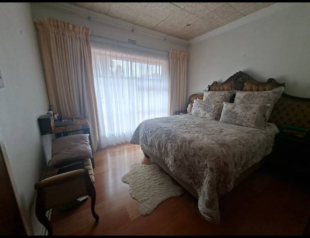4 BEDROOM HOUSE FOR SALE IN ARCON PARK